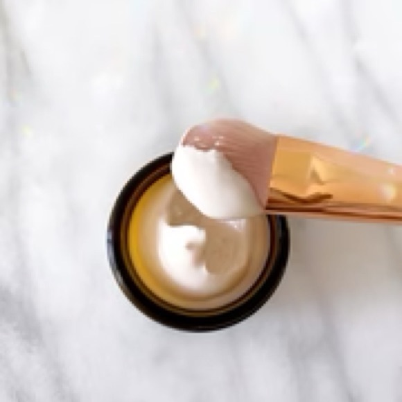 Pura Botanicals Rose Quartz Mask Brush - Picture 6 of 6